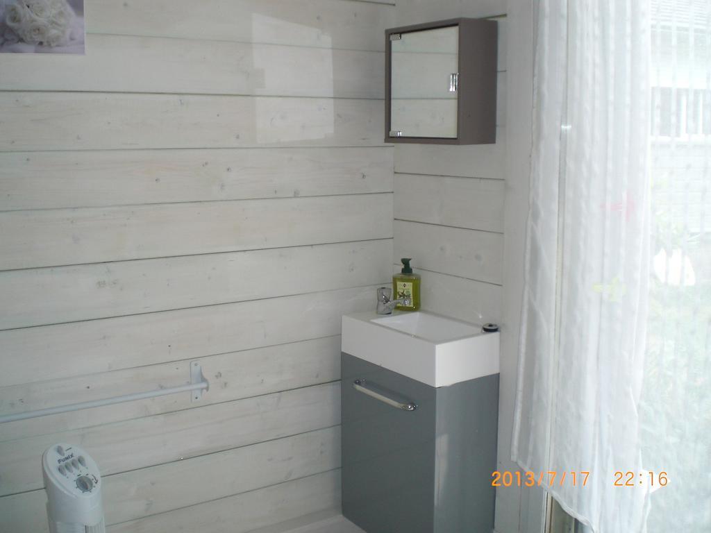 Chambres D'Hotes Le Clos Des Senteurs Malemort Ngoại thất bức ảnh